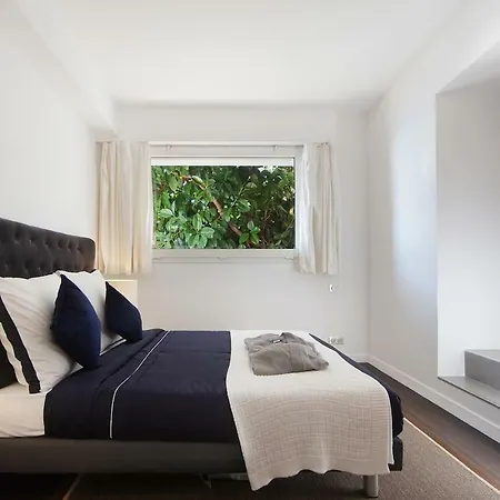 Bosphore, Infinite, Crystal Sea View, 4 Bed Βίλα
