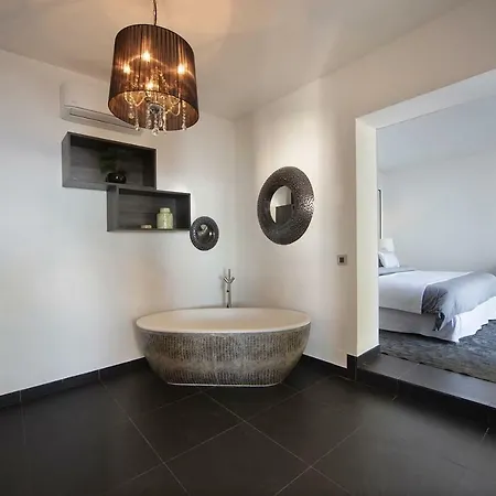 Bosphore, Infinite, Crystal Sea View, 4 Bed Βίλα *